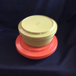 Vintage Tupperware bowls orange green dishes EUC